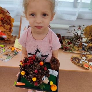 "Праздник урожая у ежа"