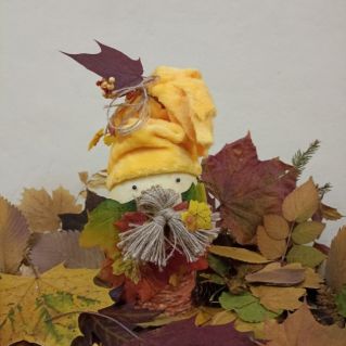 "Гном Листопадник"