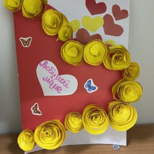 С праздником мама