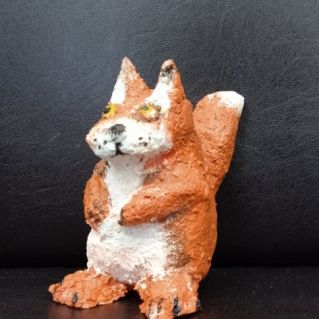 Белка (папье маше)