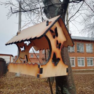 Кормушка для птиц