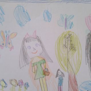 На прогулке с любимой  мамочкой