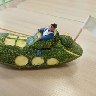 "Подводная лодка"