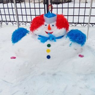 Снеговик - спортсмен сумоист 2023