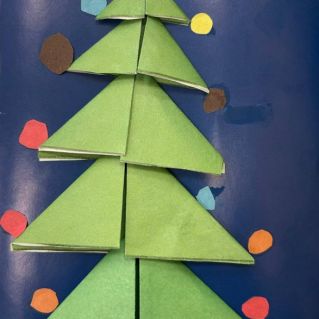 Елка Победы