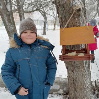 " Покормите птиц зимой ! "