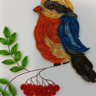 Птичка на веточке