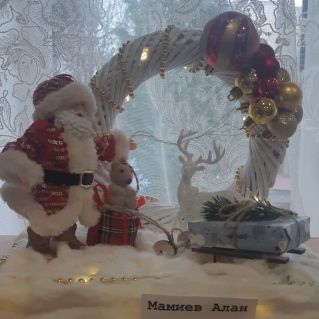 Дед Мороз с подарками