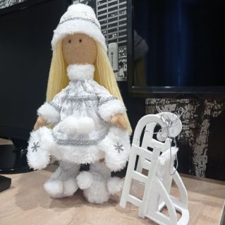 "Снегурочка"