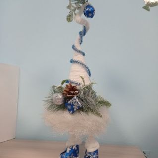 Ёлочка идет