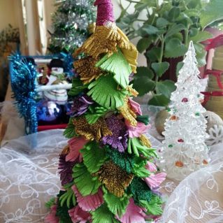 "Самая красивая ёлочка!"