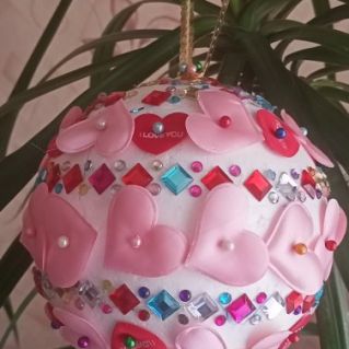 Шарик на ёлку.