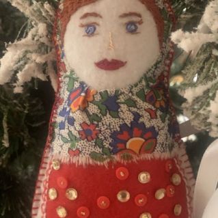 Ёлочная игрушка из фетра «Матрёшка»