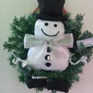 Весёлый снеговик