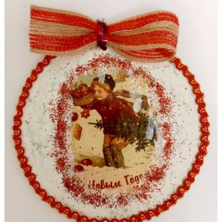 Елочный шар в технике "декупаж" из компакт - диска.