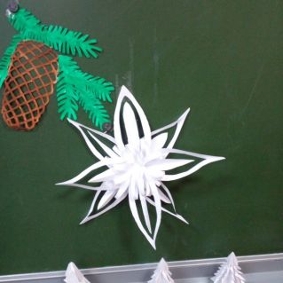 Ажурная снежинка