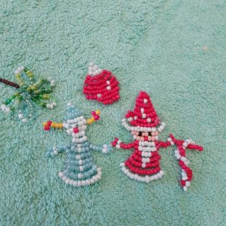 Новогодние игрушки.Бисероплетение