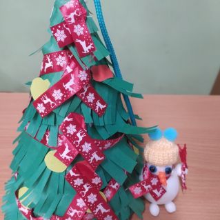 В лесу родилась ёлочка.