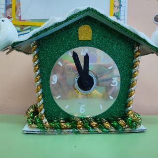 Новогодние часы