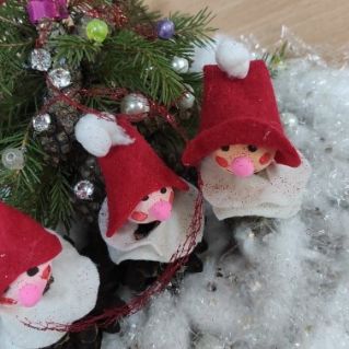 "Гномы на празднике"