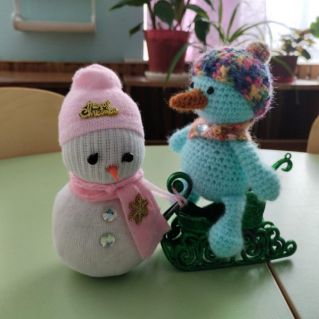 "Весёлые снеговики"