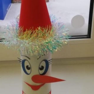 Весёлый снеговичок