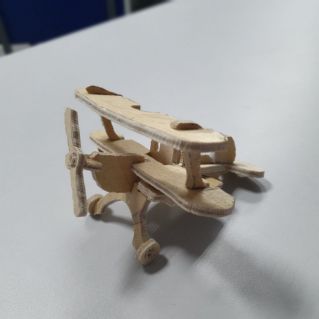 Самолет из фанеры