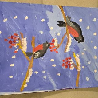 Снегири на дереве