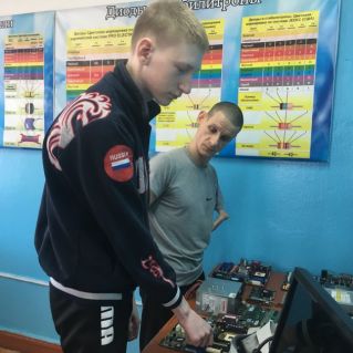 Профессия "Радиомеханик по обслуживанию и ремонту радиотелевизионной аппаратуры"