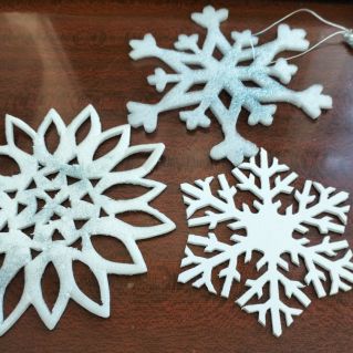 Снежинки для елочки