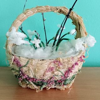 "Корзина с подснежниками"