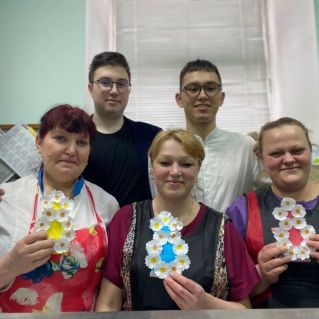 Для женщин важных профессий