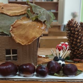 "Домик в лесу"