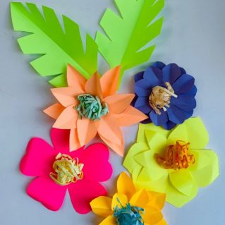 "Цветочная композиция", техника "Объемные цветы из бумаги"