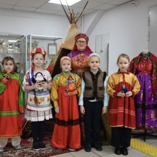 Мы едины, мы дружны!