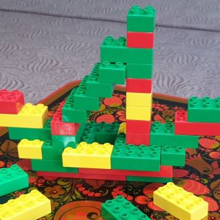 Корабль из Лего-конструктора