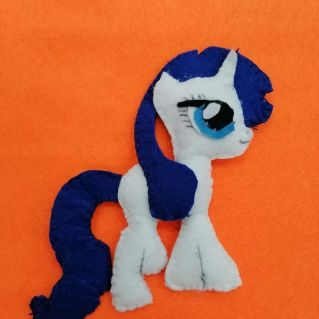 "Единорог Рарити"