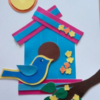 "Вот и птичка прилетела!"