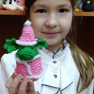 Дракон Дед Мороз