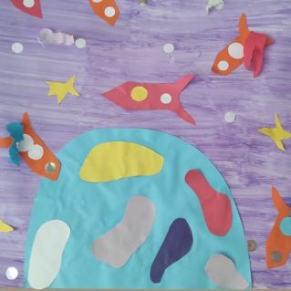 "Ракеты в космосе"