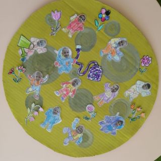 «Пусть на Луне цветут цветы»