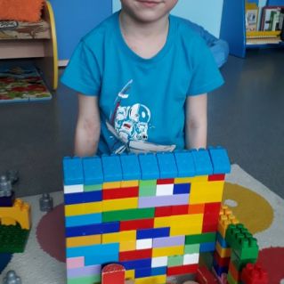 "Игровой дворик"