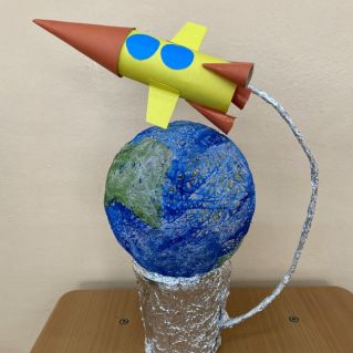 "Полет вокруг Земли"