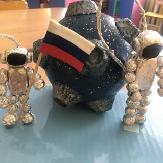 «Время первых»