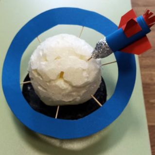 "Путешествие к неизведанным планетам"