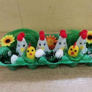 Курица с цыплятами