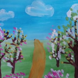 Яблоня в цвету