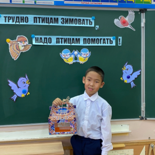 Кормушка для птиц