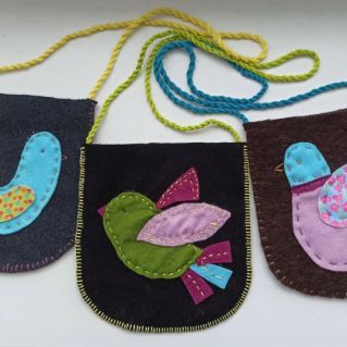 Коллекция сумочек "Разноцветные птички"