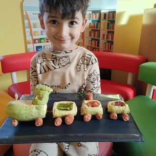 Весёлый паровозик